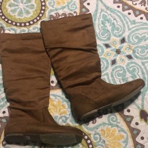Size 8 Toffee Colored Suede/Nubuck Tall Boots